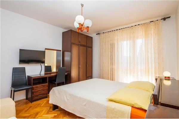 Apartment A3, for 5 persons