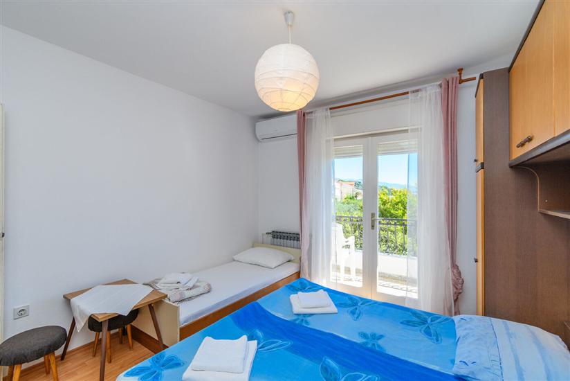 Apartment A2, for 6 persons