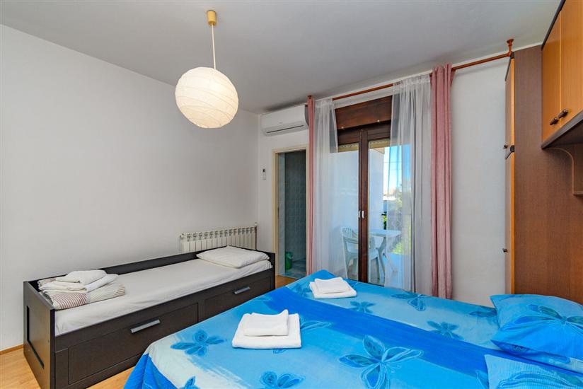 Apartment A2, for 6 persons
