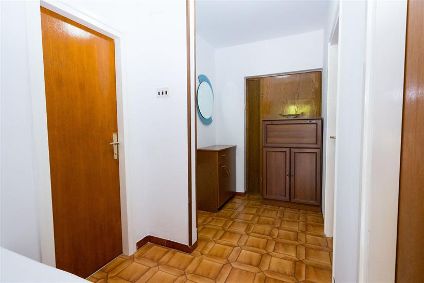 Apartment A3, for 5 persons