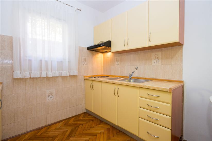 Apartment A3, for 5 persons