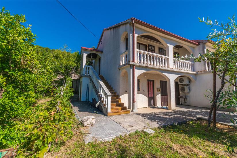 Apartment Solara