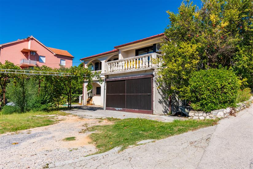 Apartment Solara