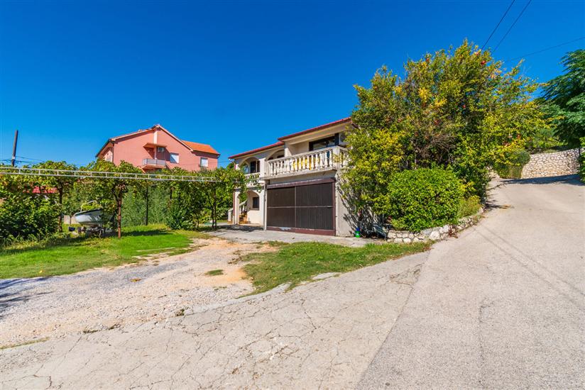 Apartment Solara
