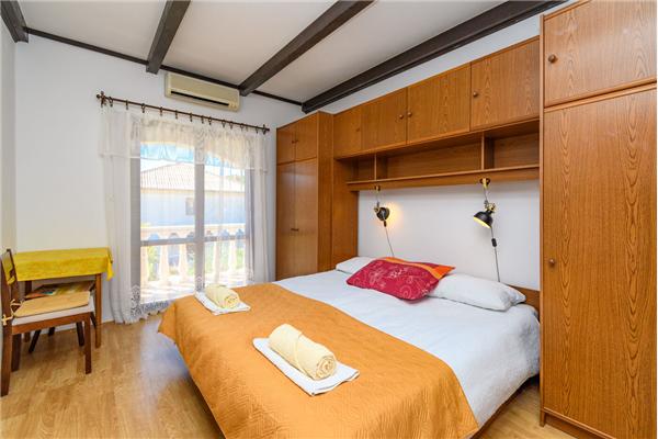 Apartment A1, for 4 persons