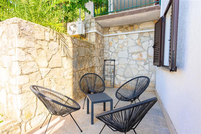 Apartment A4, for 5 persons