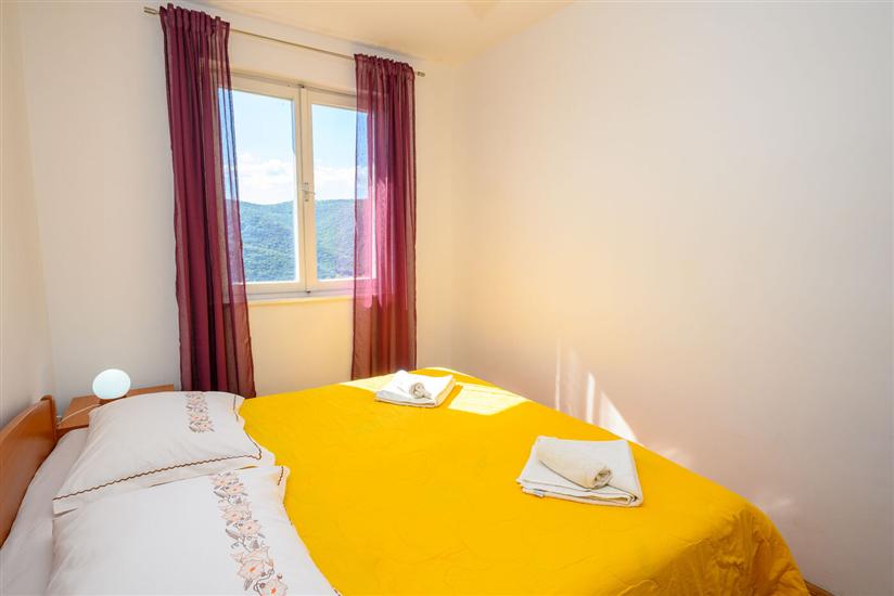 Apartment A4, for 5 persons