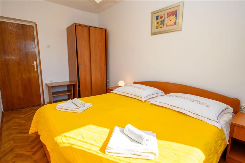 Apartment A4, for 5 persons