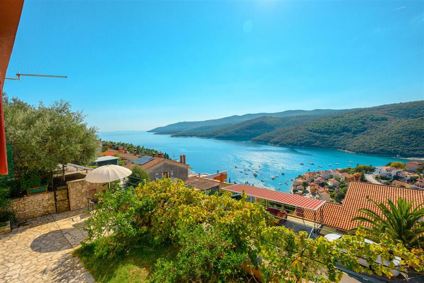 Apartment A4, for 5 persons