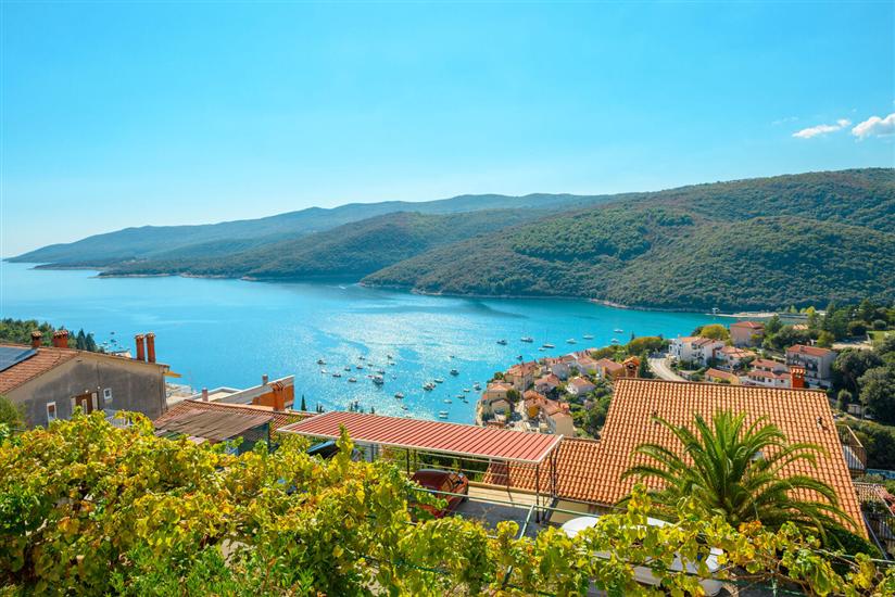 Apartment A4, for 5 persons