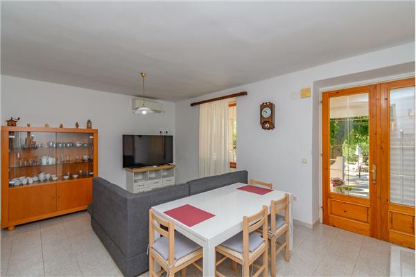 Apartment A1, for 4 persons