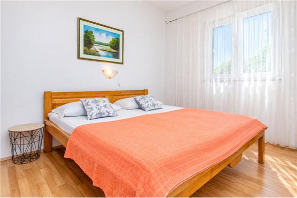Apartment A1, for 6 persons