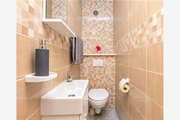 Apartment A1, for 6 persons