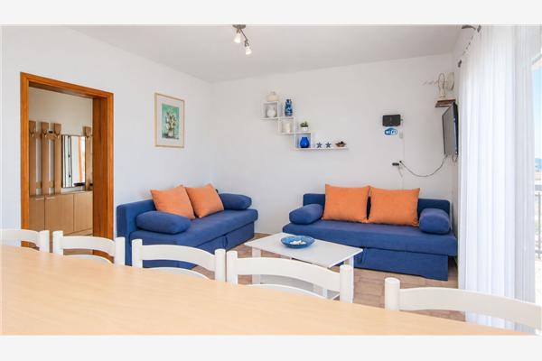 Apartment A1, for 6 persons