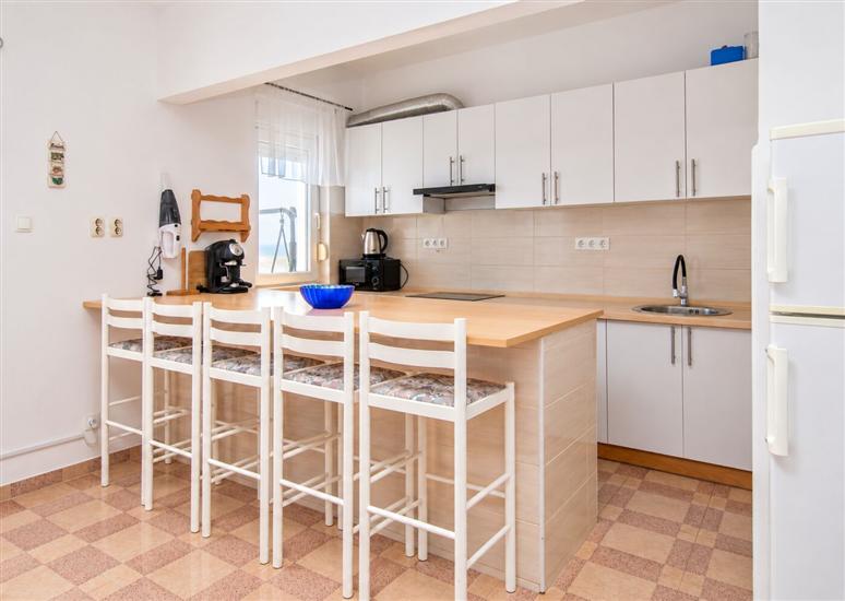 Apartment A1, for 6 persons
