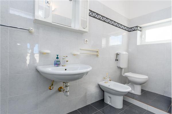 Apartment A4, for 4 persons