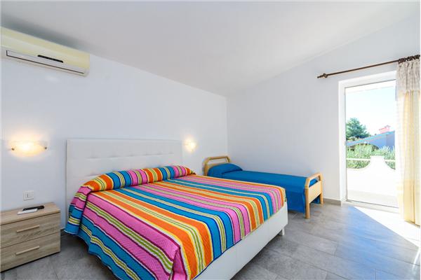 Apartment A4, for 4 persons