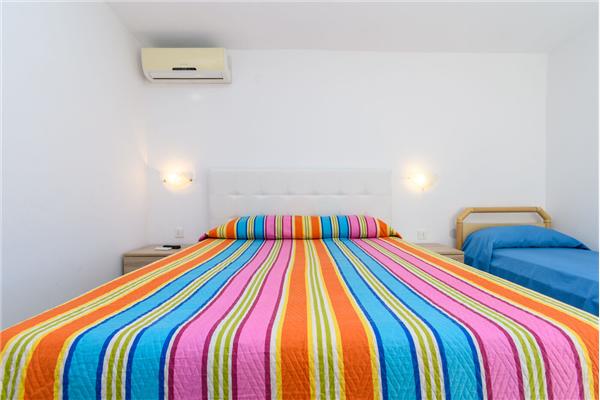 Apartment A4, for 4 persons