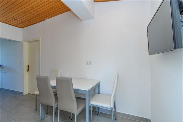 Apartment A4, for 4 persons