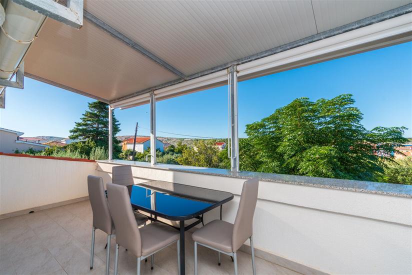 Apartment A4, for 4 persons