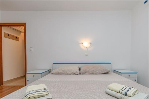 Apartment A1, for 3 persons