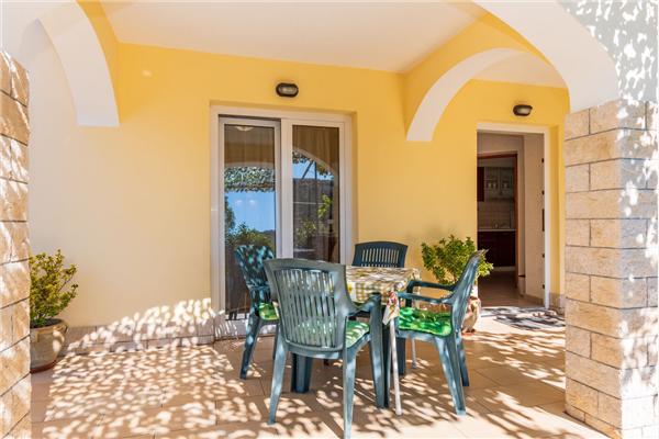 Apartment A1, for 3 persons