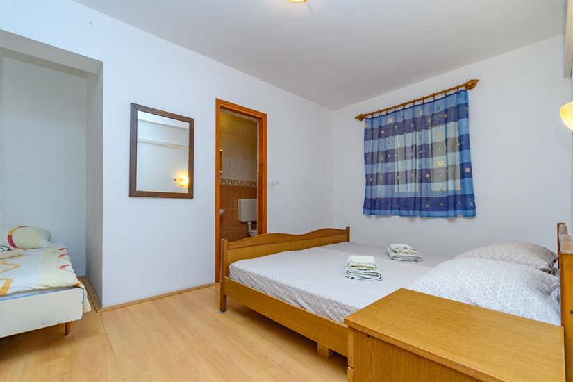 Apartment A2, for 3 persons
