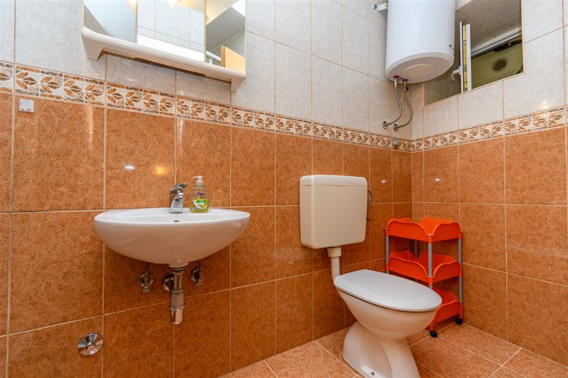 Apartment A2, for 3 persons