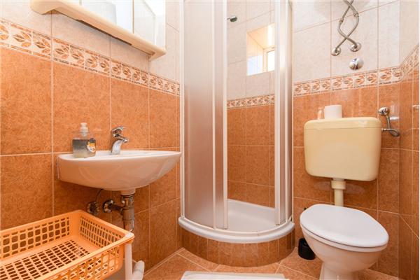 Apartment A4, for 4 persons