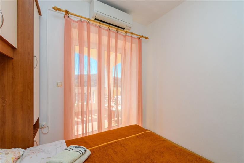 Apartment A4, for 4 persons