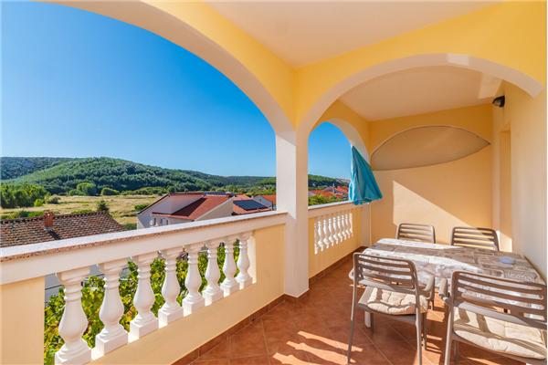 Apartment A4, for 4 persons