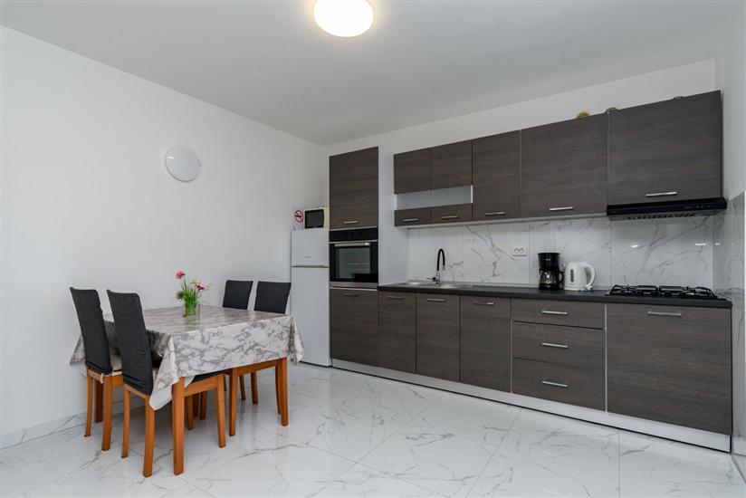 Apartment A5, for 4 persons