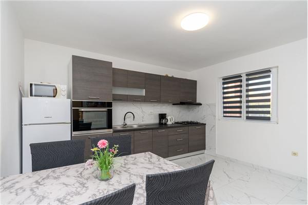 Apartment A5, for 4 persons