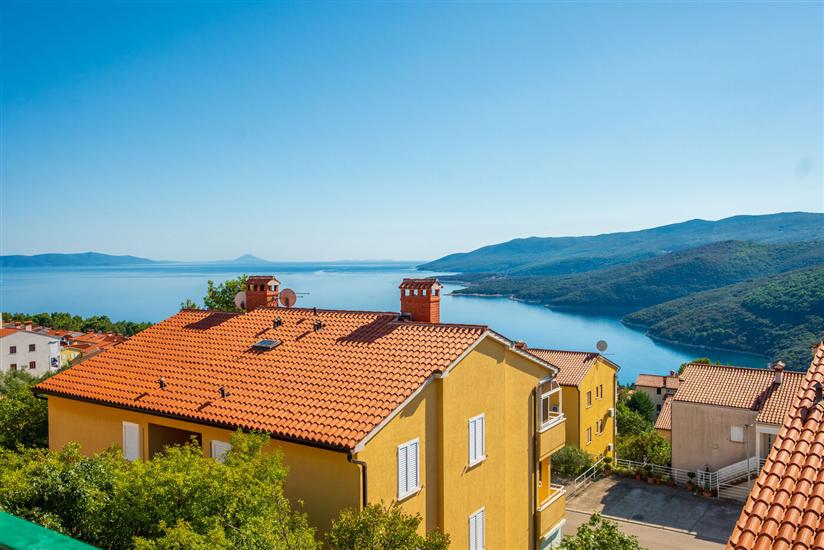 Apartment A4, for 5 persons