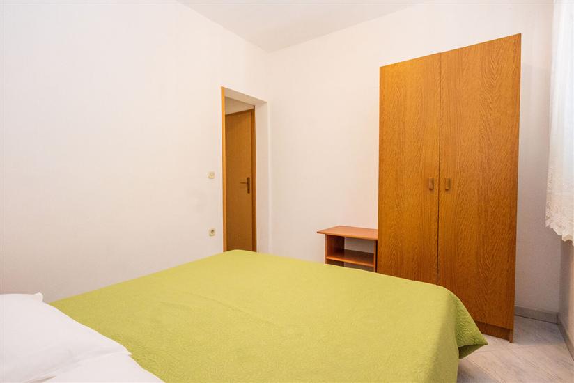 Apartment A4, for 5 persons