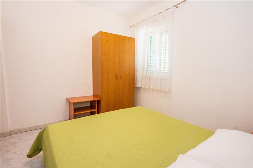 Apartment A4, for 5 persons