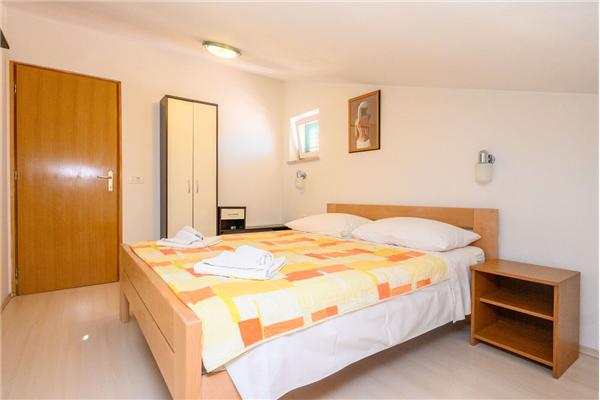 Apartment A6, for 4 persons