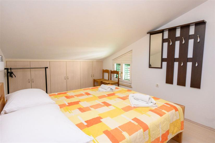 Apartment A6, for 4 persons