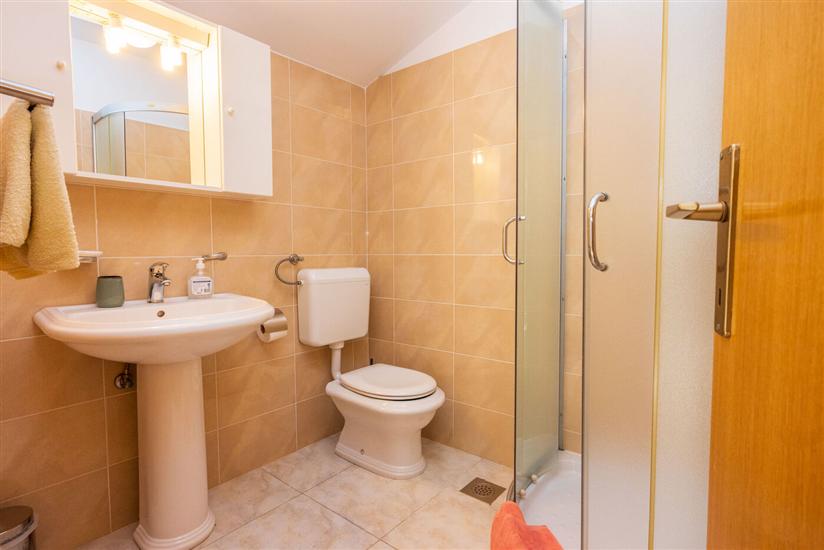 Apartment A6, for 4 persons