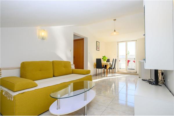 Apartment A6, for 4 persons