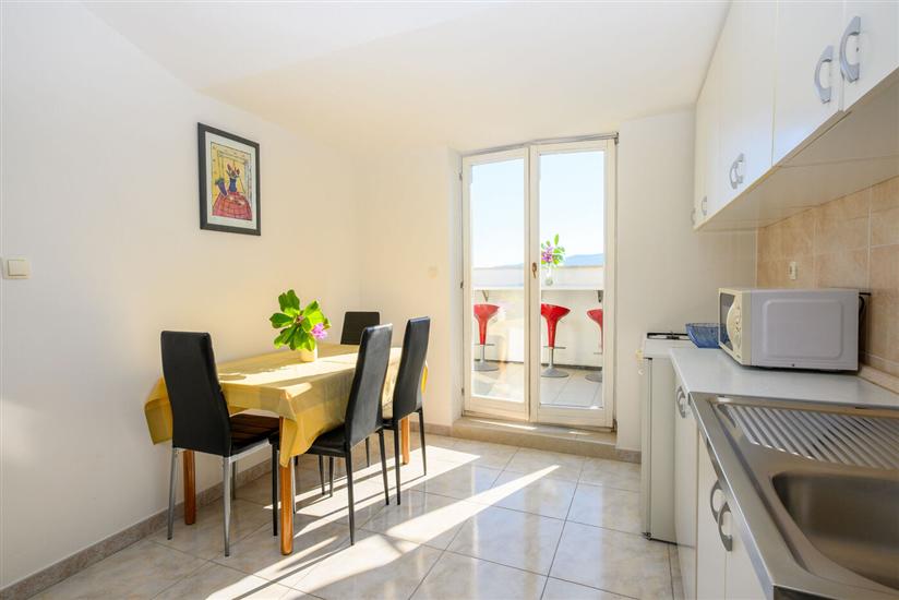 Apartment A6, for 4 persons