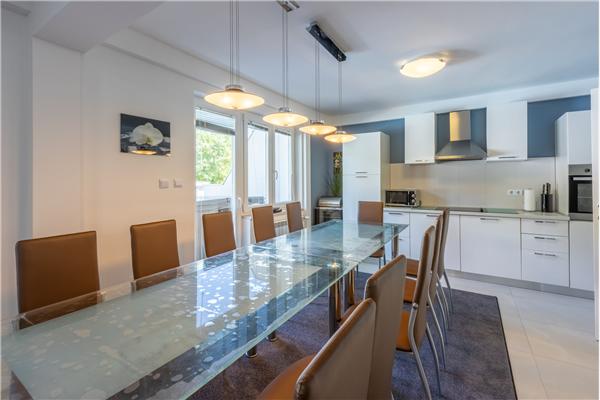 House K1, for 8 persons