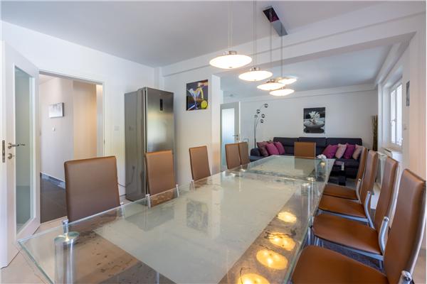 House K1, for 8 persons