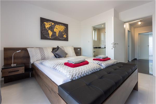 House K1, for 8 persons
