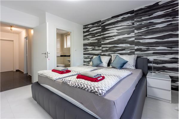 House K1, for 8 persons