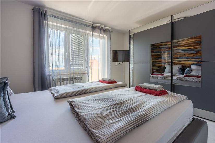 House K1, for 8 persons