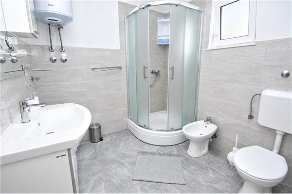 Apartment A1, for 5 persons