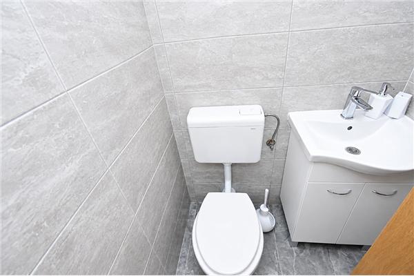 Apartment A1, for 5 persons