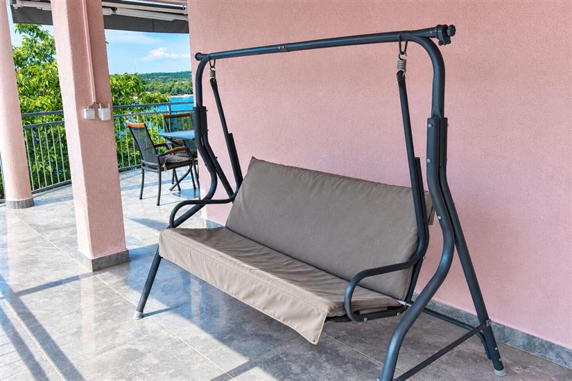Apartment A2, for 5 persons
