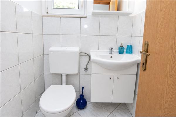 Apartment A2, for 5 persons